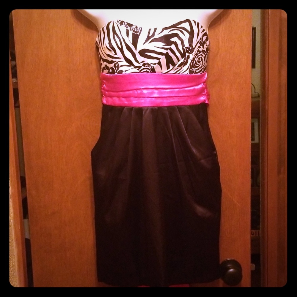 VERY CUTE Ruby Rox Mini Dress Sz 5 Juniors